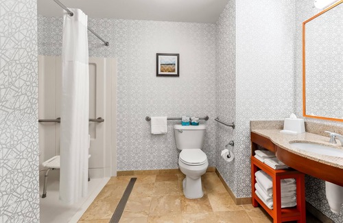 Mercer Hotel | Hampton Inn & Suites Grove City
