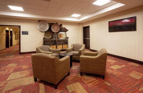 Peck Hotel | Hampton Inn & Suites I-35/Mulvane