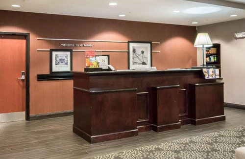 Orlando Hotel | Hampton Inn & Suites Orlando-John Young Parkway/South Park