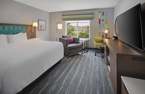 Richmond Hotel | Hampton Inn & Suites Richmond Short Pump