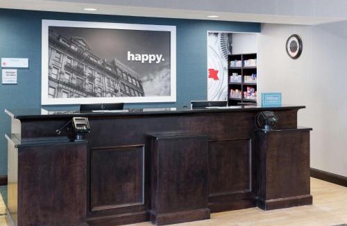 Rochester Hotel | Hampton Inn & Suites Rochester-North