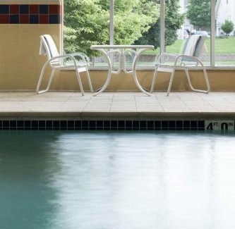 Rochester Hotel | Hampton Inn & Suites Rochester-North