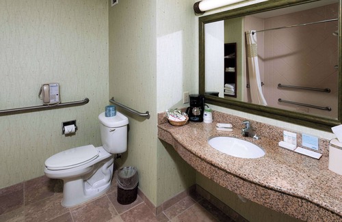 Thomaston Hotel | Hampton Inn & Suites Rockland