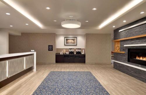 Rosemont Hotel | Hampton Inn & Suites Rosemont Chicago O'Hare