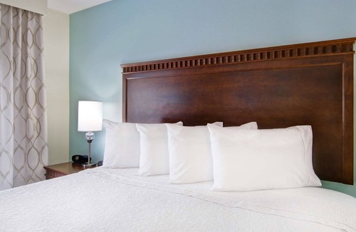 Saint John Hotel | Hampton Inn & Suites Saint John