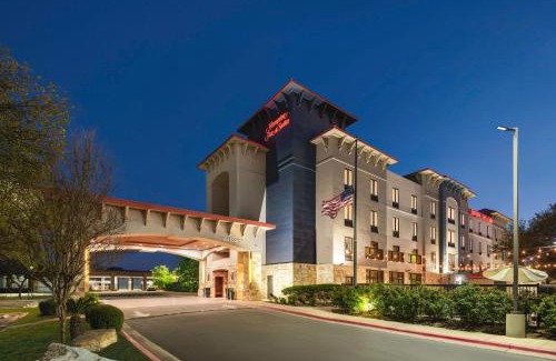 San Marcos Hotel | Hampton Inn & Suites San Marcos