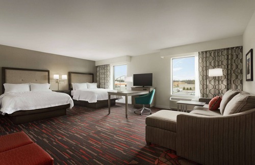 Alton Hotel | Hampton Inn & Suites St. Louis/Alton