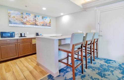Vilano Beach Hotel | Hampton Inn & Suites St. Augustine-Vilano Beach