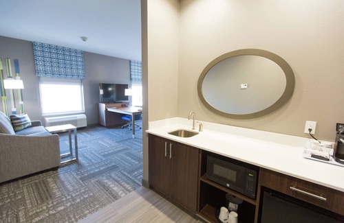Stroud Hotel | Hampton Inn & Suites Stroud