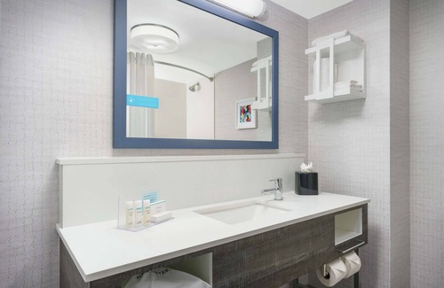 Historic Ybor Hotel | Hampton Inn & Suites Tampa/Ybor City/Downtown