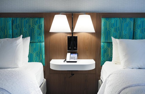 Tulsa Hotel | Hampton Inn & Suites Tulsa/Tulsa Hills