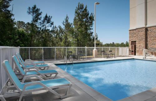 Walterboro Hotel | Hampton Inn & Suites Walterboro