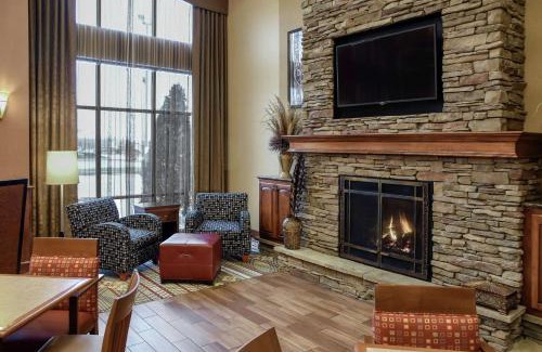 Canfield Hotel | Hampton Inn & Suites Youngstown-Canfield