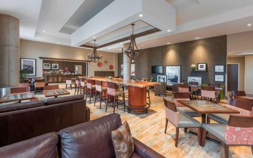Membertou Hotel | Hampton Inn Sydney