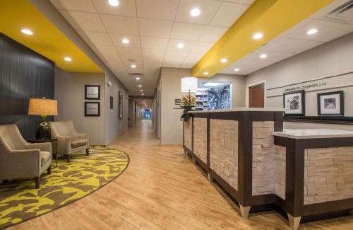 Waynesboro Hotel | Hampton Inn Waynesboro