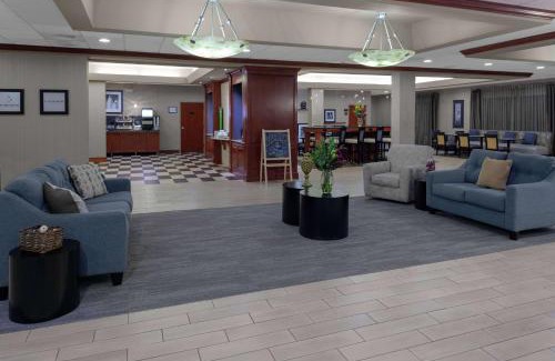 Hopelawn Hotel | Hampton Inn Woodbridge