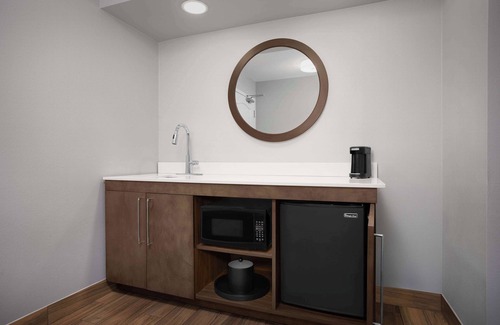 Yorkville Hotel | Hampton Inn Yorkville