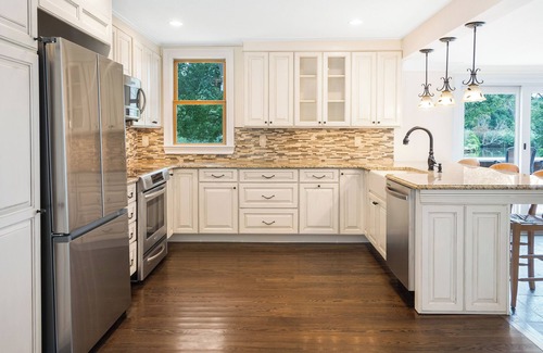 Remsenburg House | Hamptons Home! 3 bedroom/3 bath, 1.4 acres, South of S Country Rd, Remsenburg
