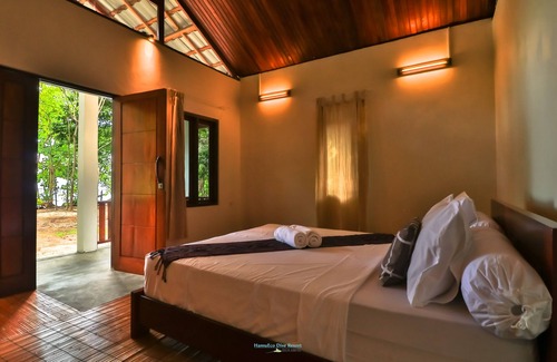 Waisai Hotel | HamuEco Dive Resort Raja Ampat