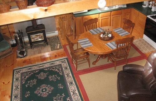 Tenants Harbor Cabin | Hand Crafted Log Cabin