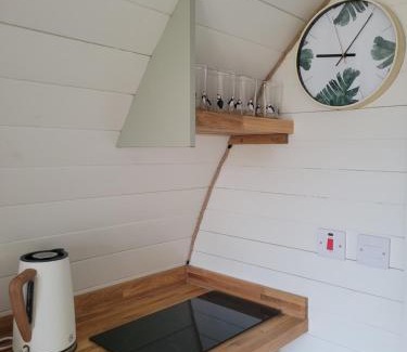 Tarbet Ski Chalet | Handa pod in scottish highlands.