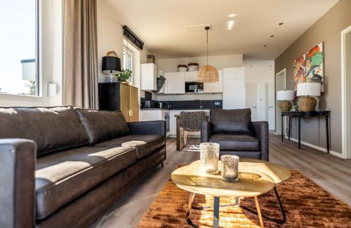 Schwerin Apartment | Hangar 19 Superior Apartment mit Terrasse und Garten H7W1