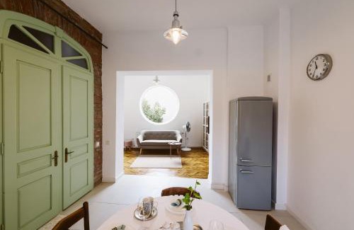 Turda Bed & Breakfast | Hangers