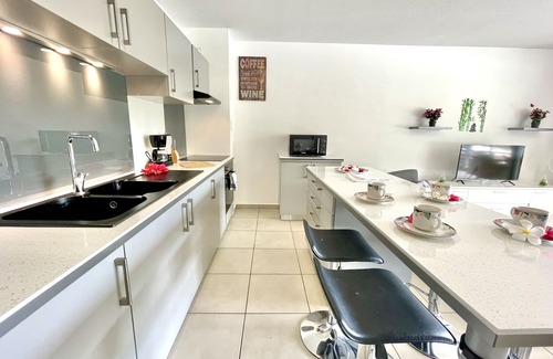 Faaa Condo | Hanitea flat, at the entrance of Papeete, 1bdr - Wi-Fi - park - 3 pers