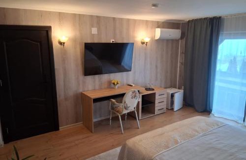 Deva House | Hanu lu Mos Opinca