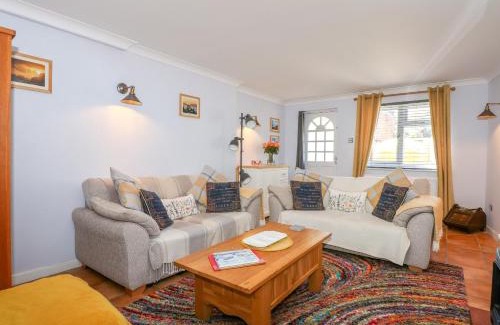 West Runton House | Happy Daze