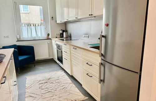Schwechat Apartment | Happy Home near Airport