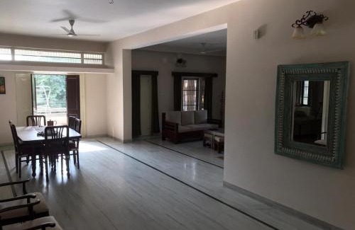 Civil Lines Villa | Happy Homestay