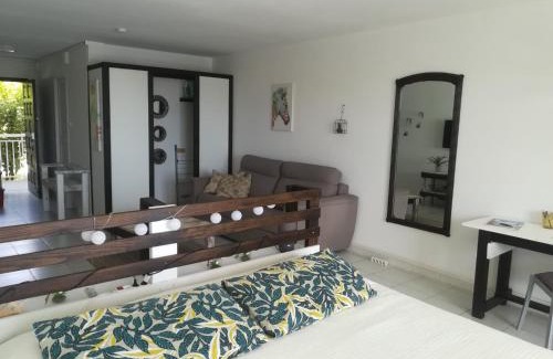 Orient Bay Apartment | Happy Residence - Orient Beach 09