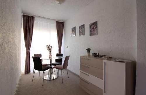 Cisnadie Apartment | Happy Residence Sibiu