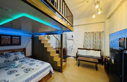 Trece Martires Apartment | Happy Stays C - 300mbps - 65"TV NetFlix, Disney - Loft