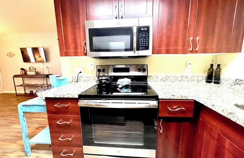 Oak Creek Condo | Happy Trails