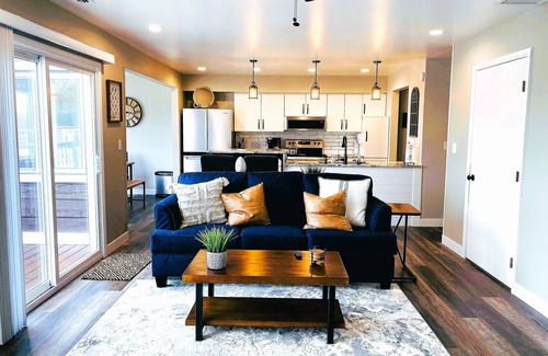 Huron Condo | Harborview on the water - sleeps 20!