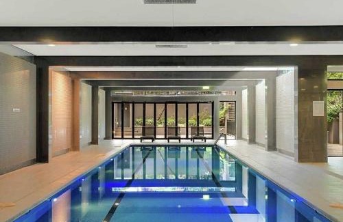 Pyrmont Apartment | Harbour Front - 1min to ICCC, Casino - Parking, Office WFH Setup, Pool, Gym