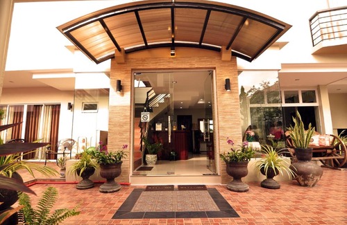 Cogon Hotel | Harbour Gardens Tourist Inn