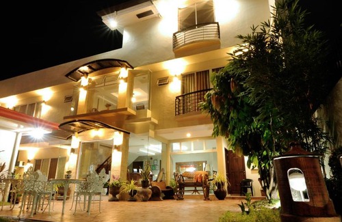 Cogon Hotel | Harbour Gardens Tourist Inn