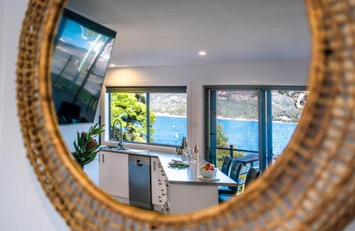 Coles Bay House | Harbour Master