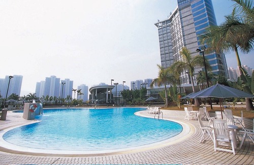 Tin Shui Wai Hotel | Harbour Plaza Resort City