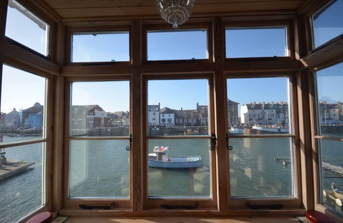Weymouth Cottage | Harbour's Edge - Beautiful cottage located directly on Weymouth's harbourside.