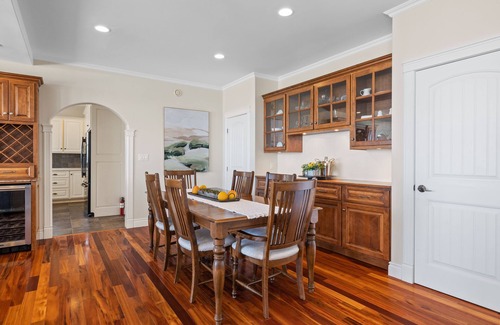 Queens County Villa | Harbour View Haven