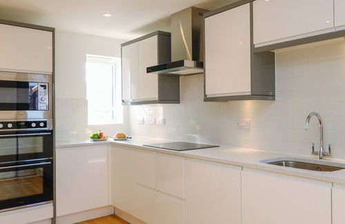 Weymouth Cottage | HARBOURSIDE HAVEN APARTMENT 1, family friendly in Weymouth