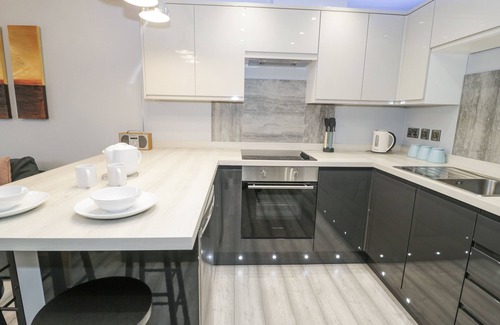 Borth-y-Gest Cottage | Harbwr Hideaway
