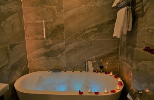 Al Jubeiha Hotel | Harir palace Hotel