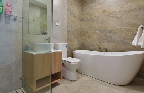 North Rothbury House | Harmony Haven at Huntlee with Hot Tub and easy access to Vineyards and facilities