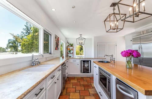 Nichols Canyon House | Harmony Villa, 2-bed, 2.5-bath home in the Hollywood Hills