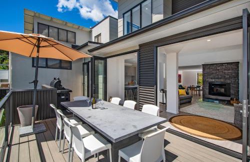 Langs Beach House | Harnifin - Langs Beach Holiday Home